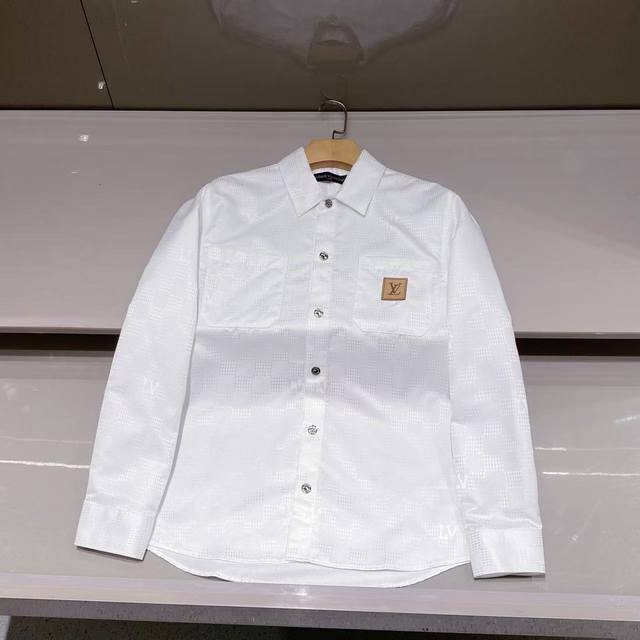 New V Family Men's Fashion Jacket Long-Sleeve Shirt, Early Autumn 2025 New Arriv