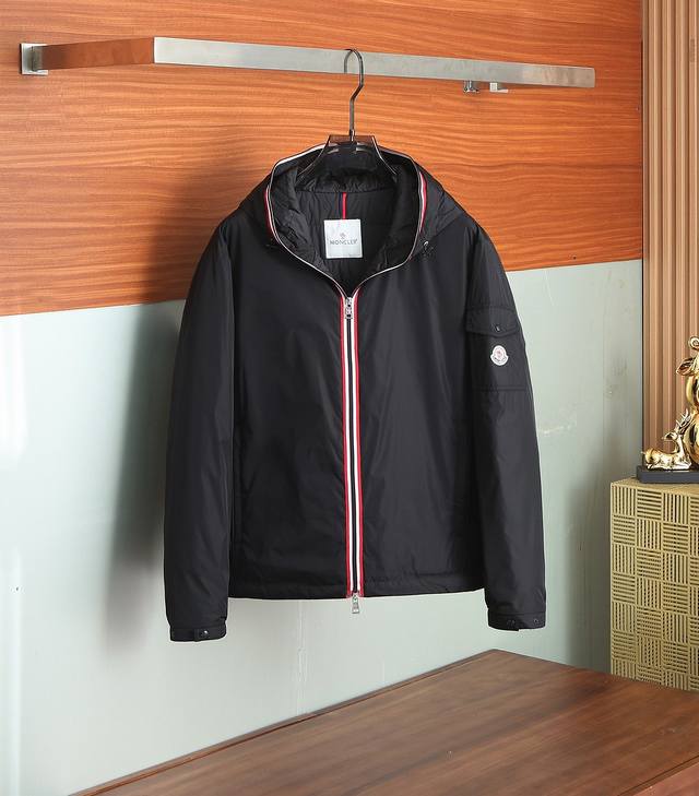 Down Jacket 2025 Autumn/Winter New Moncler Original 1:1 Custom Made. All hardwar