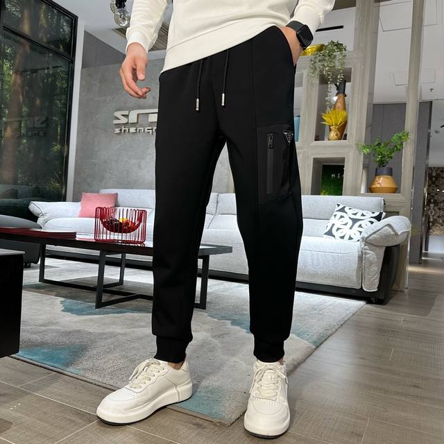 Prada 2025 Summer New Casual Pants! Available simultaneously on the official web