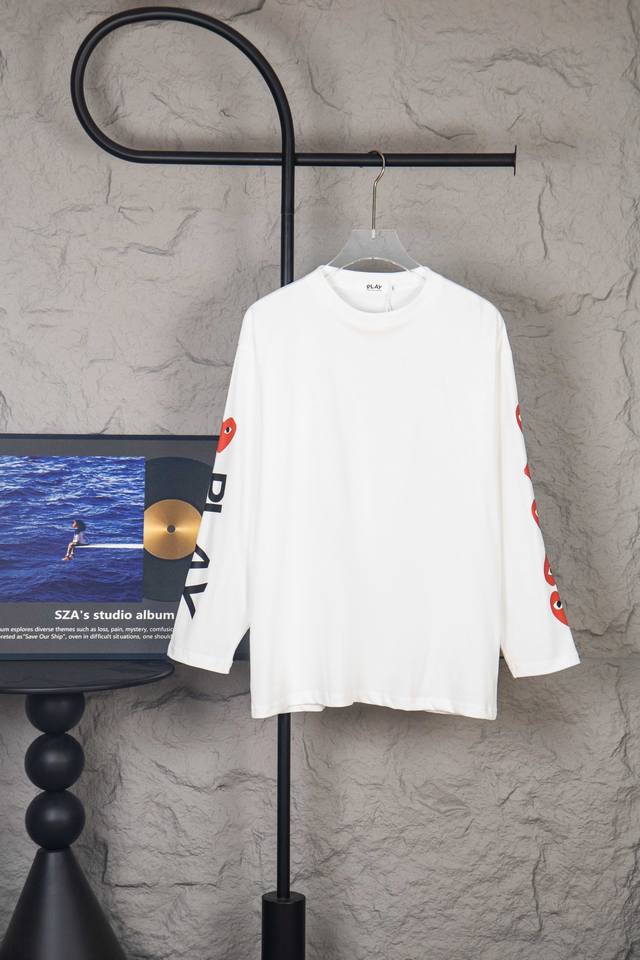 Bulk orders welcome. Comme des Gar?ons Polka Dot Red Long Sleeve (280g). Style N