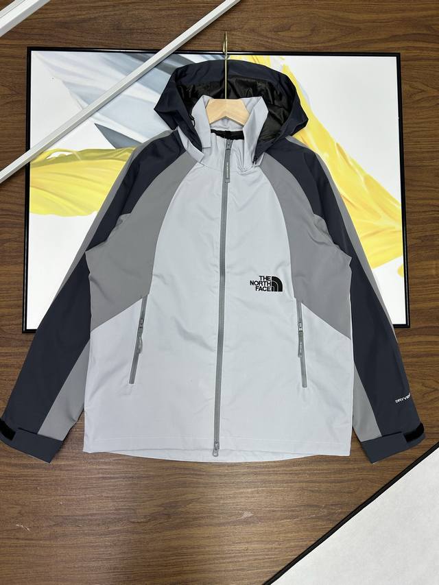 High-quality The North Face color-blocked hooded windbreaker, unisex style, clas