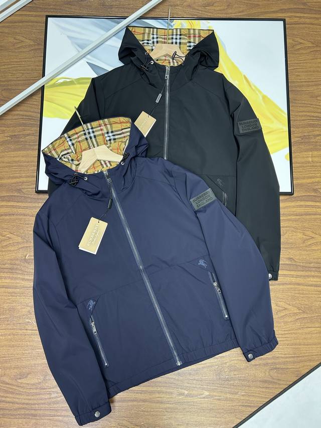 Top-quality original Burberry 2025 new autumn jacket/trench coat with plaid hood