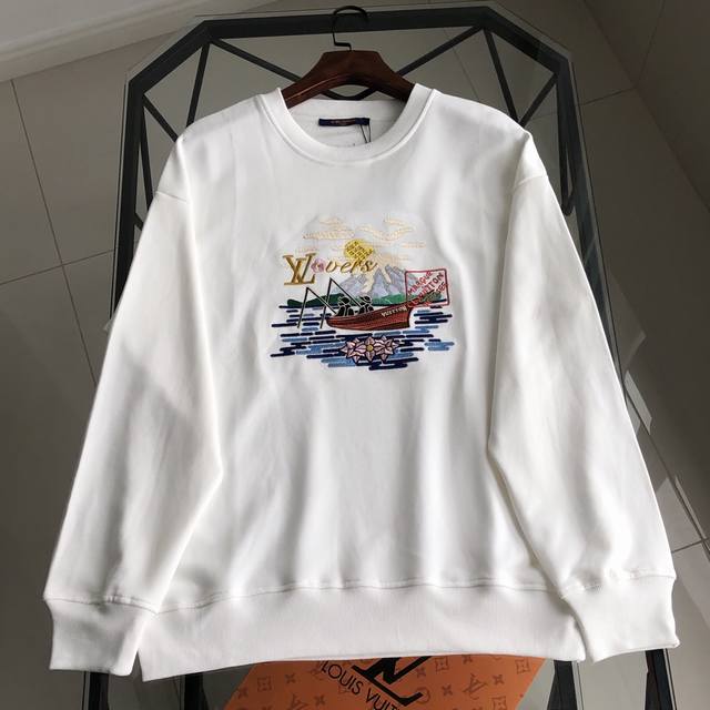 Louis Vuitton 2025 New Embroidered Logo Crew Neck Sweatshirt. High-quality, high