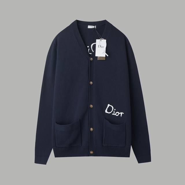 Cd Embroidered Letter Knit Cardigan Sweater A must-have item for men's and women