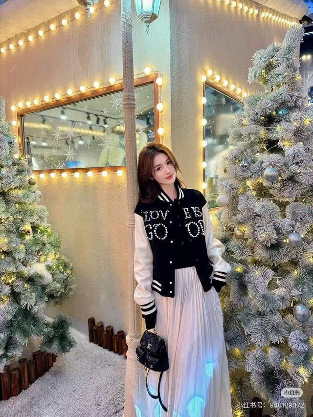 Model Image Style Number: Q06 Goodbrand New Couple Casual Baseball Jacket with B