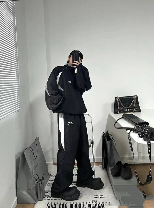 Inquiry Image Style Number: Y02 New Arrival Balenciaga | Balenciaga 23Fw Runway