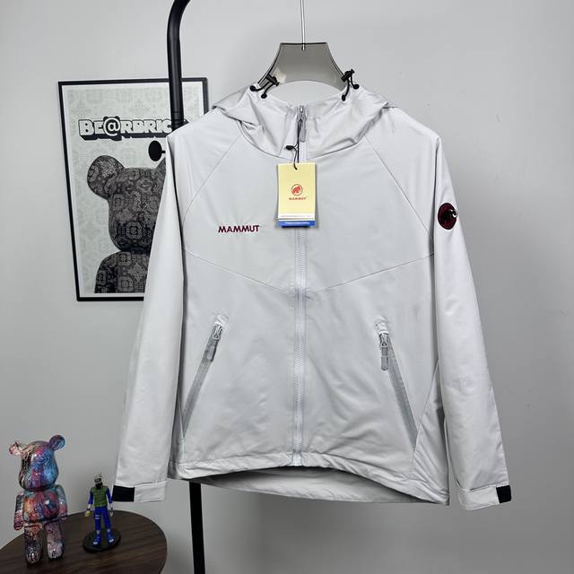 Style No.: Z14 Mammut Red Label Softshell Jacket Macun 2.0 Latest Couple Hooded