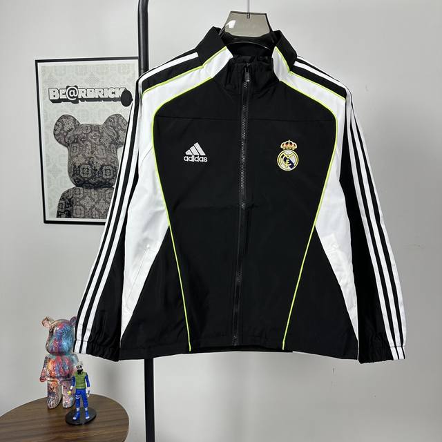 Style Number: Z07 Real Madrid Adidas Originals Logo Pattern Outdoor Casual Color
