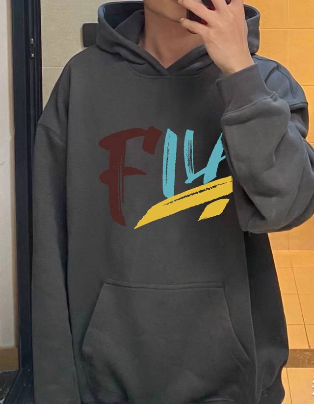 Fila Graffiti Spring/Autumn Hooded Sweatshirt. This sweatshirt is made of Xinjia