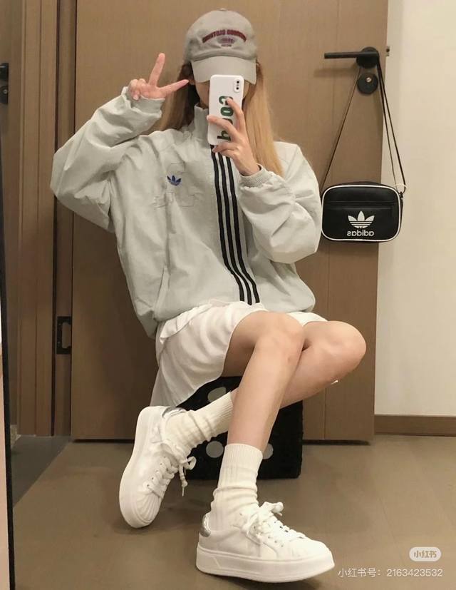 New Arrival! Adidas Originals 2025 Spring/Autumn Men's Stand Collar Jacket. Orig