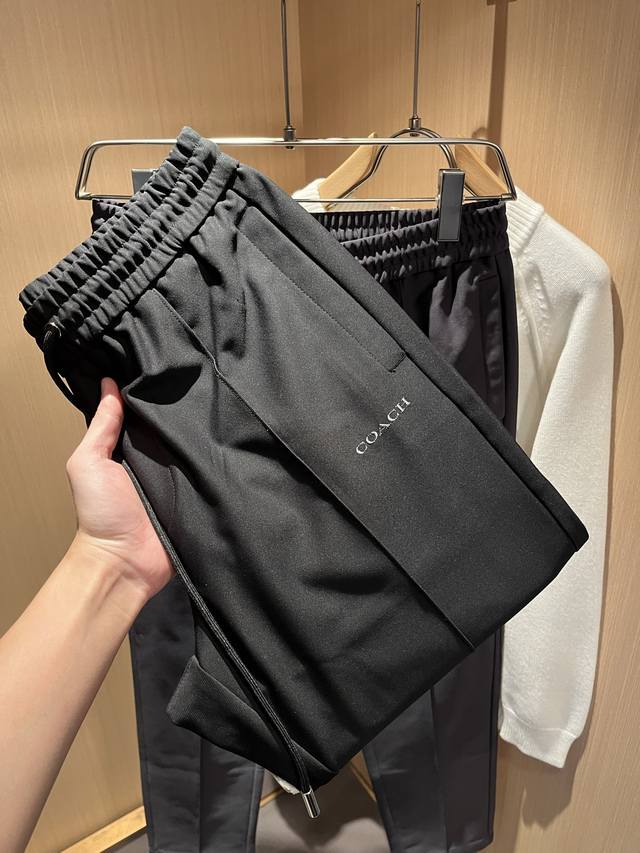 Coach 2025 Fall/Winter New Men's Casual Pants, a high-end quality choice. These