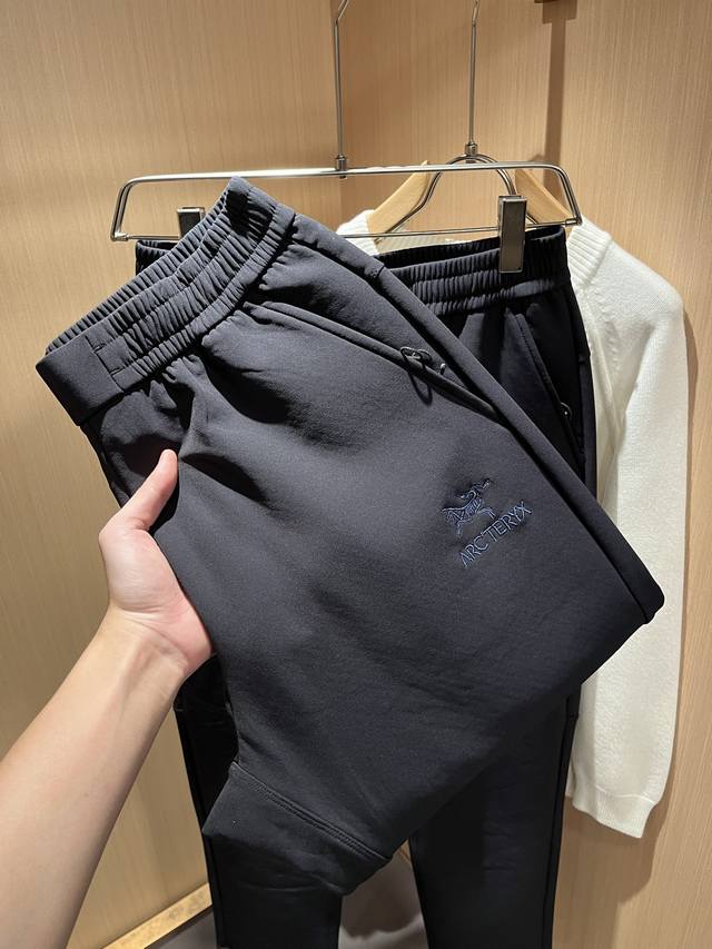 Arcter*X 2025 Autumn/Winter New Casual Sports Style Pants. When it comes to outd