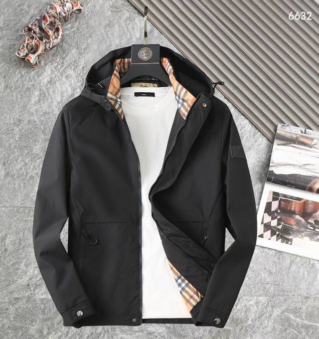 Burberry High-Quality 2025 Spring/Autumn New Arrival Jacket. A runway new arriv