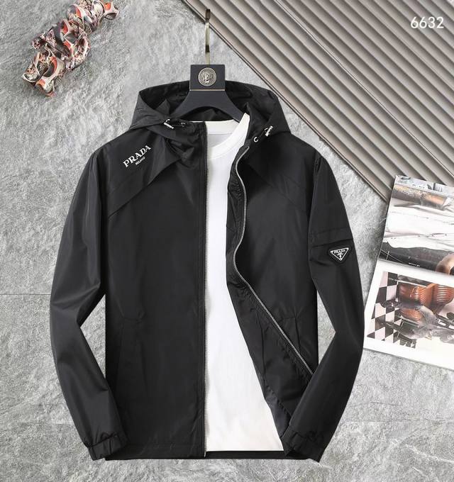 Prada High-Quality 2025 Spring/Autumn New Arrival Jacket. A runway new arrival