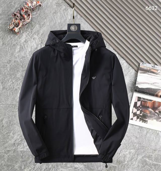 Armani High-Quality 2025 Spring/Autumn New Arrival Jacket. A runway new arrival