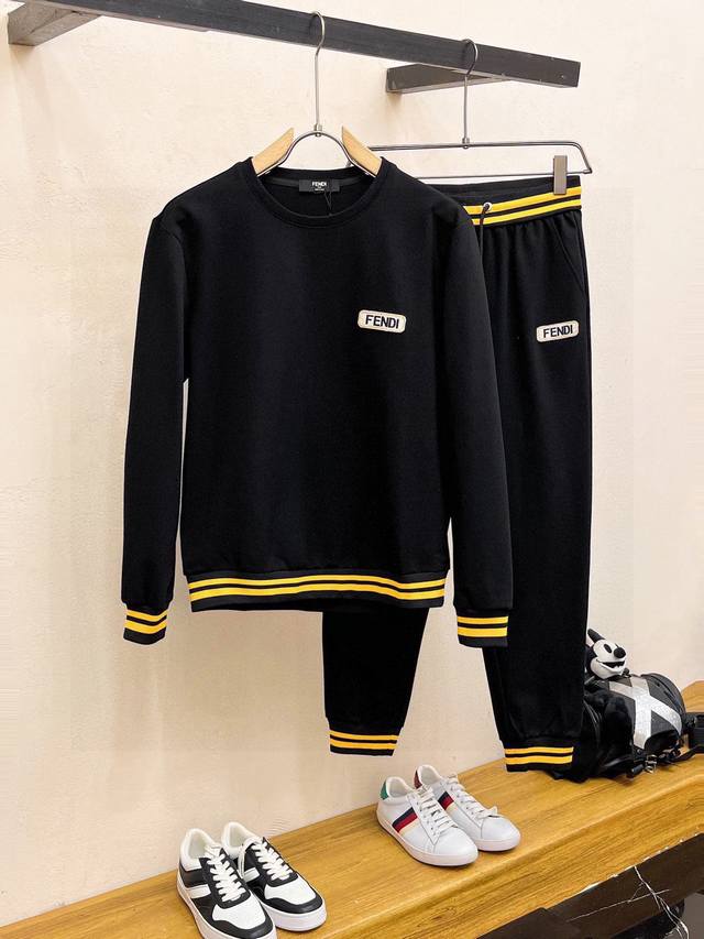 Fendi's hottest set is here! Focusing on official website originals, this 2025 b