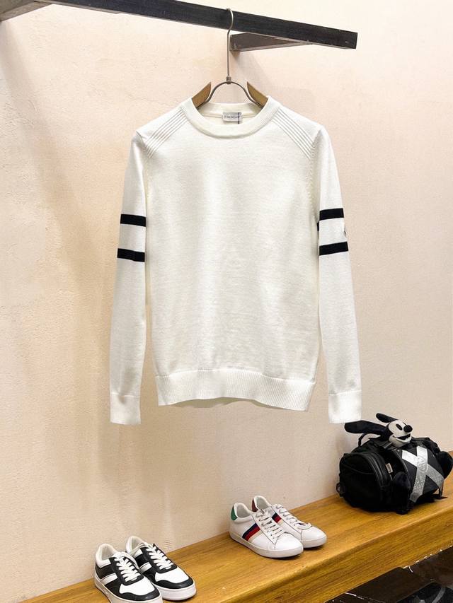 Moncler Autumn/Winter Classic Crew Neck Pullover Wool Sweater, Excellent Conditi