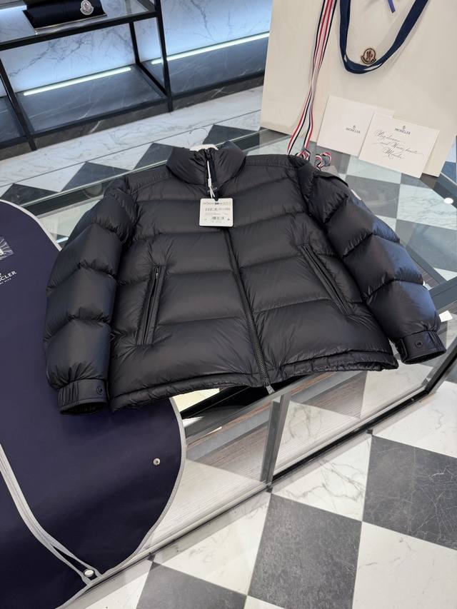 Moncler Levitha Men's Stand Collar Short Down Jacket. 2025 New Classic. Suitable