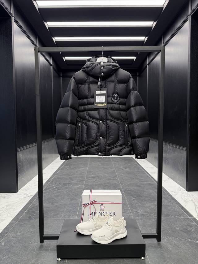 Premium Down Moncler X palm Angels Cherith Unisex Down Jacket. Limited Series b