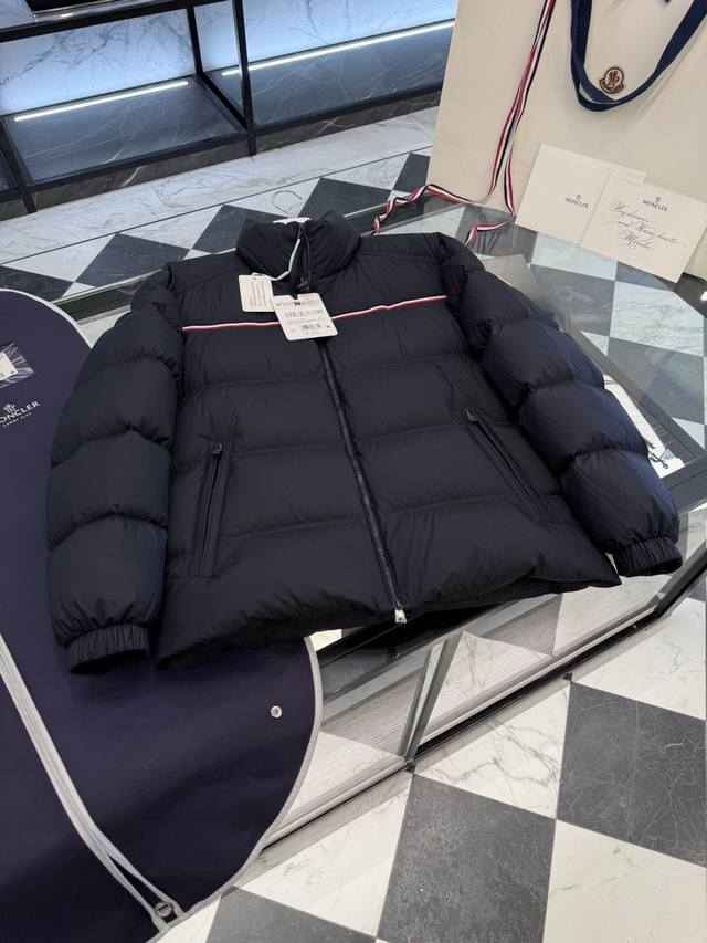 Moncler 2025 New Bouvaque Striped Embroidered Stand Collar Down Jacket. More det