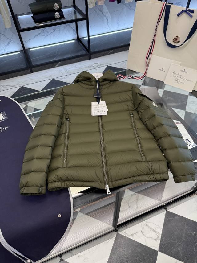 Moncler Galion Men's Short Hooded Down Jacket. Real Shot Video Showcase. Classic