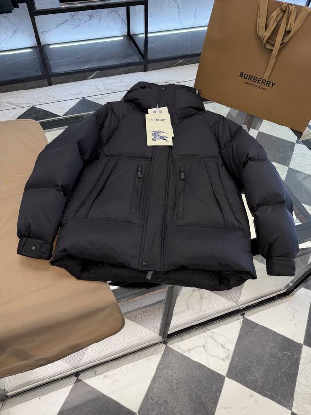 Burberry check wool collar hooded down jacket. Filled with goose down, super ful