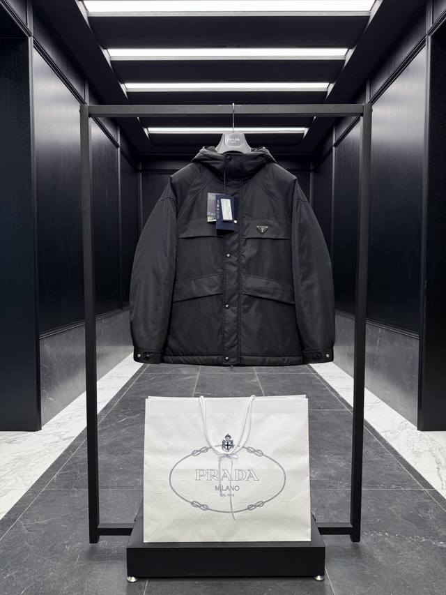 Adjust price p. Premium down Prada Re-Nylon classic down jacket, soft nylon fab