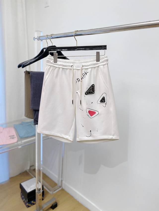 Prada 2025 Summer New Arrival Original Boutique Casual Shorts. Luxurious classi
