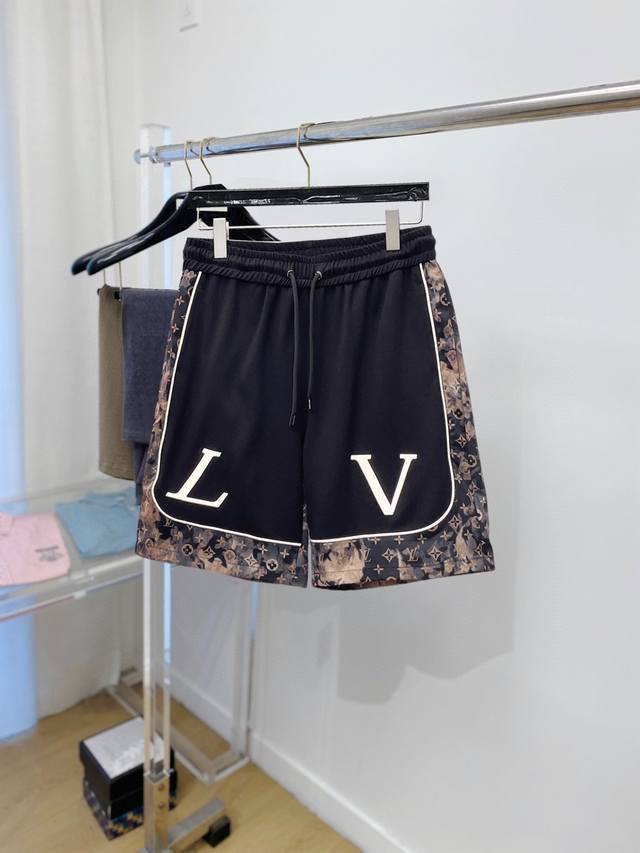 Louis Vuitton LV 2025 Summer New Arrival Original Boutique Casual Shorts. Luxur