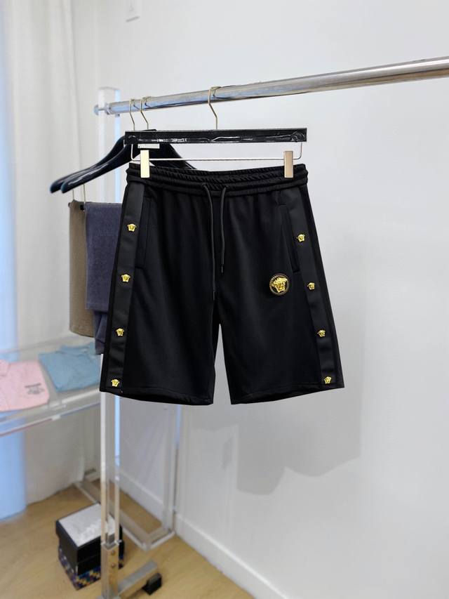Versace 2025 Summer New Arrival Original Boutique Casual Shorts. Luxurious clas