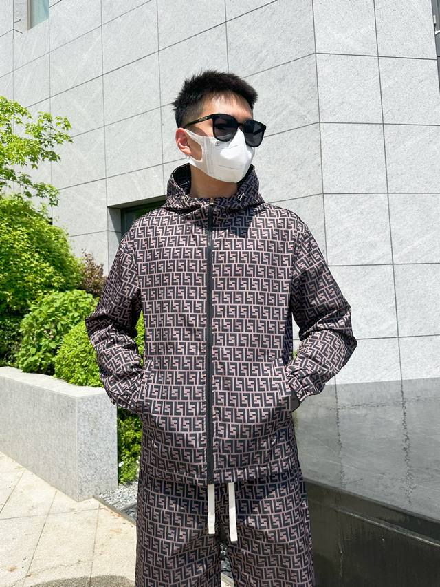 Fendi 2025 Summer Sun Protection Shorts Set, a luxurious high-end custom-made p