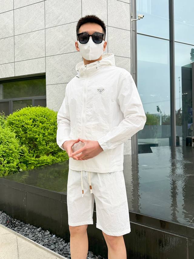 Prada 2025 Summer Sun Protection Clothing and Shorts Set, a luxurious high-end