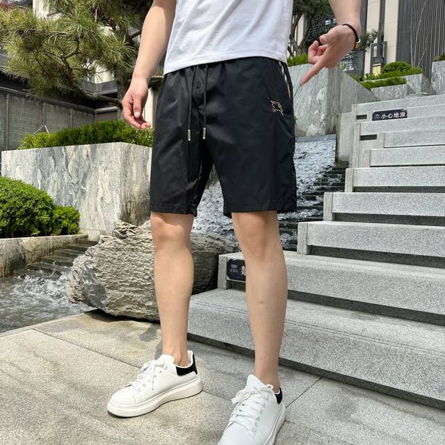 Burberry 2025 Summer New Arrival Original Boutique Casual Shorts. Luxurious cla