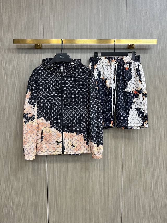 Louis Vuitton LV 2025 Summer Sun Protection Shirt and Shorts Set, Synchronized