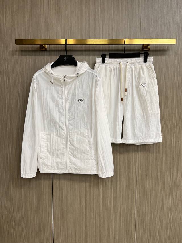Prada 2025 Summer Sun Protection Clothing and Shorts Set, Synchronized with Ove