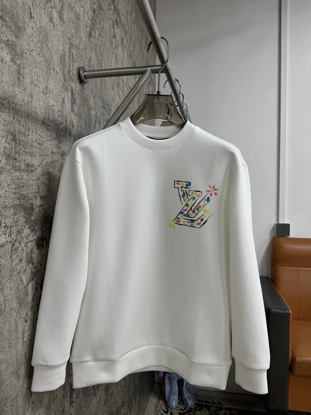 Louis Vuitton 2025 Autumn/Winter New Arrival - 3D Embroidered Sweatshirt with a