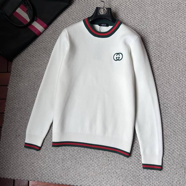 Gu's 2025 Autumn/Winter New Wool Sweater: High-quality Italian imported wool ble