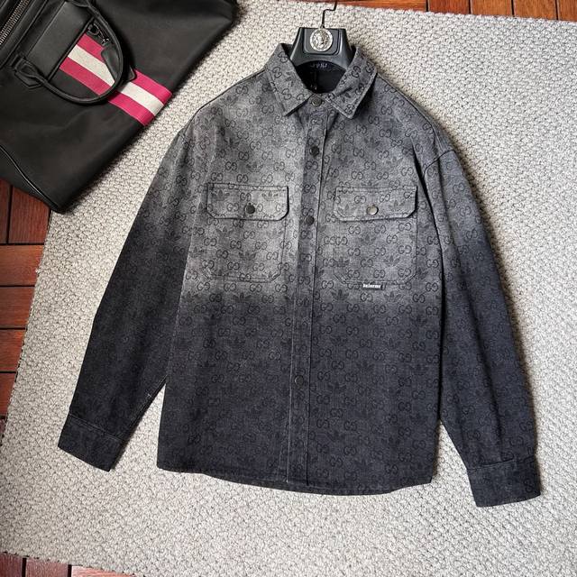 Gucci 2025 Fall/Winter New Jacket! High-end custom denim jacket, top-notch qual