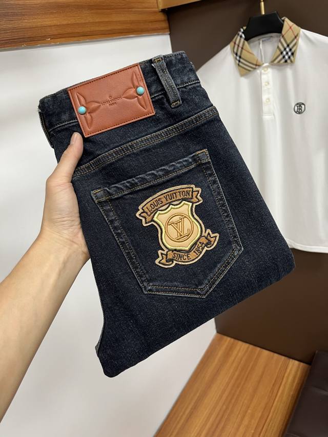 Lv 2025 Autumn New Arrival Jeans - Effortless in boutiques, a best-selling style