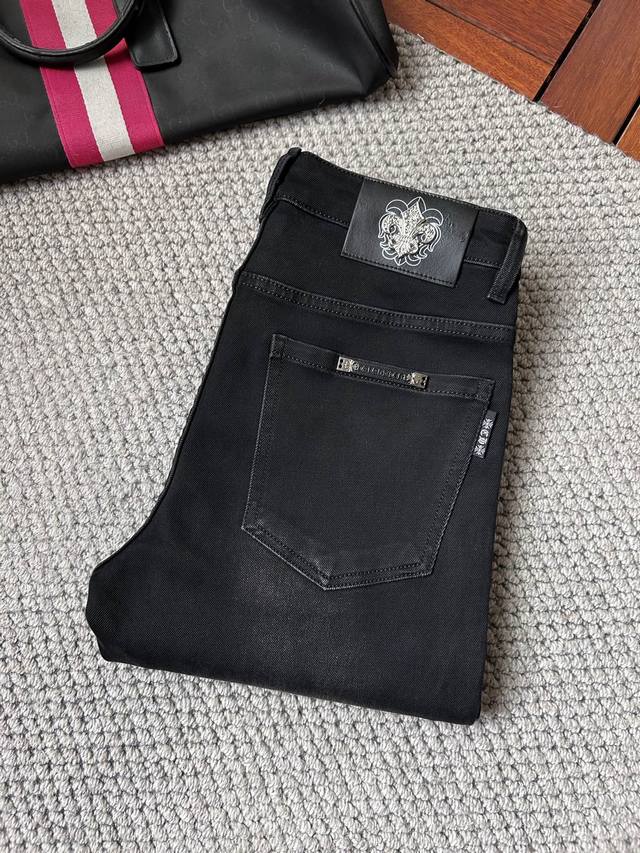 Kro's 2025 Autumn/Winter New Arrival Jeans - Effortless in Boutiques, Bestselle