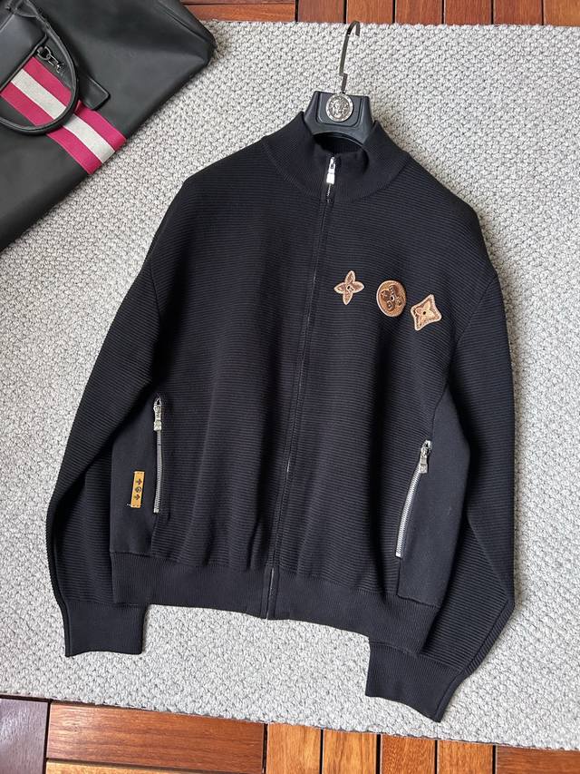 LV Louis Vuitton 2025 Fall/Winter Men's Cardigan Jacket, custom-dyed with wool a