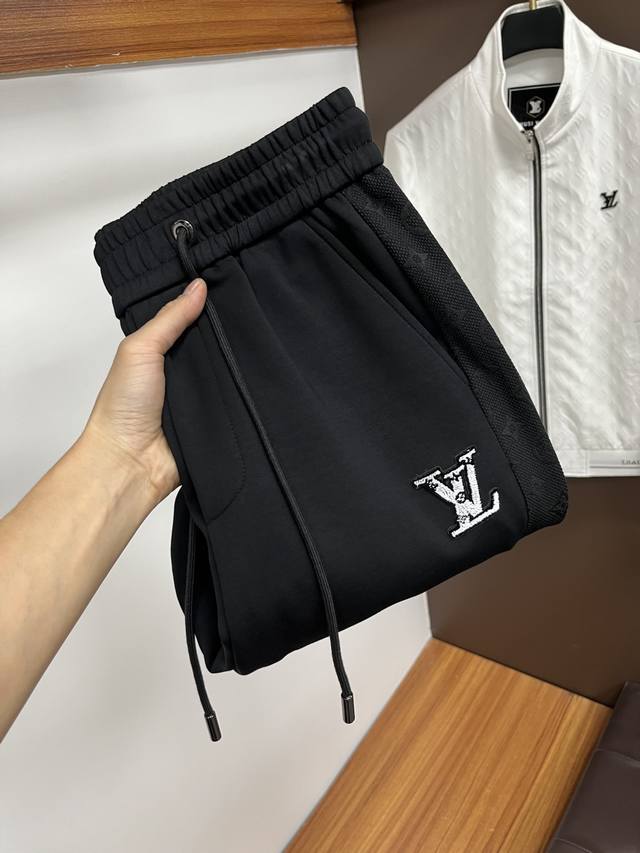 Lv 2025Ss Autumn New Arrival. High-quality, fashionable casual pants, custom-mad