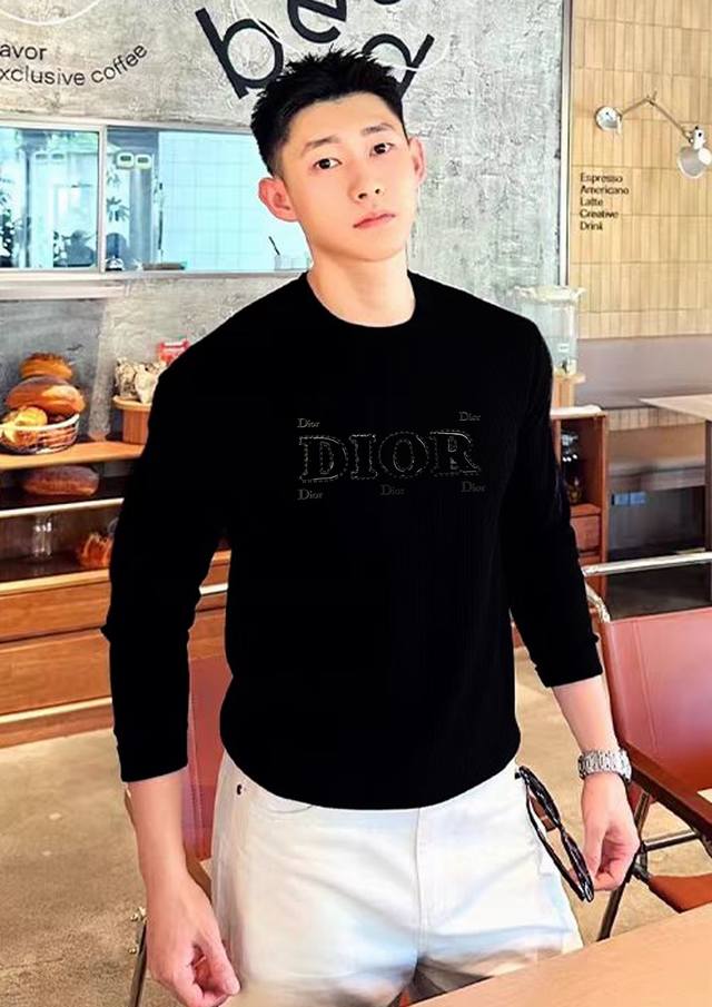 Dior 25S New Modal Long-Sleeve T-Shirt, a refreshed and upgraded versatile basic
