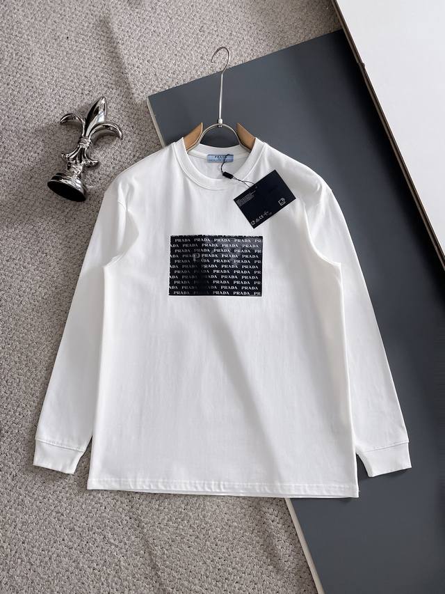 Prada 2025 Fall/Winter New Arrival - Crew Neck Long-Sleeve Base Layer Top with