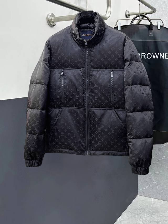 New Louis Vuitton (LV) down jacket from the official website. This jacket, tout