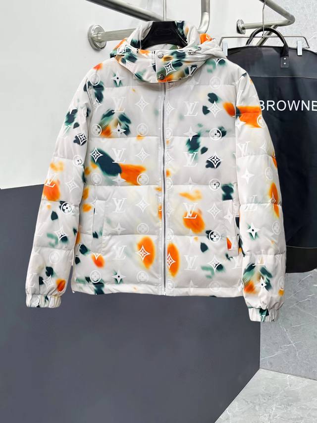 New Louis Vuitton (LV) down jacket from the official website. This jacket, tout