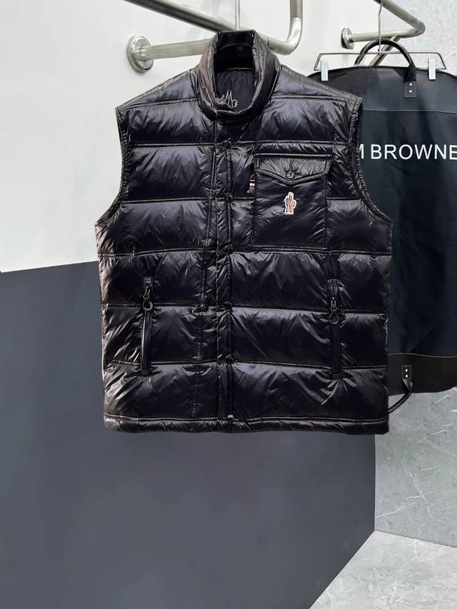 New Moncler down jacket from the official website. This jacket, touted as the m