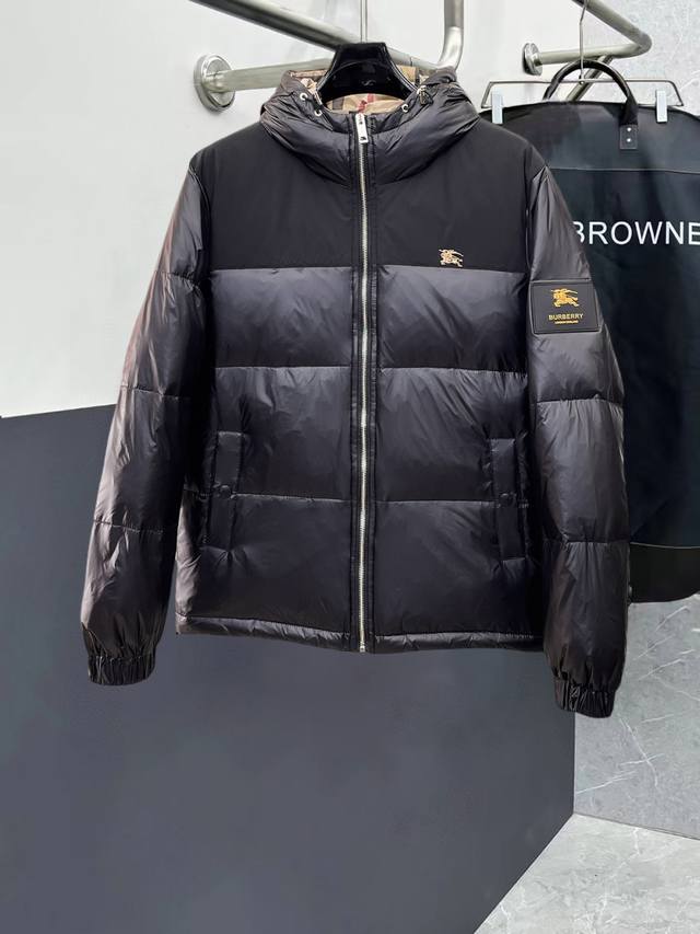 Burberry official website new down jacket. This jacket is touted as the most hi