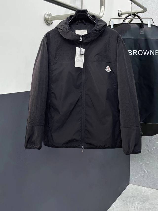 Moncler High-Quality 2025 Spring New Arrival Jacket. A runway new arrival in pe