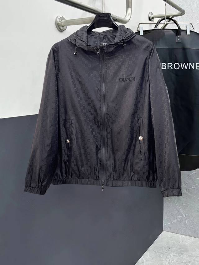 Gucci High-Quality 2025 Spring New Arrival Jacket. A runway piece in perfect co